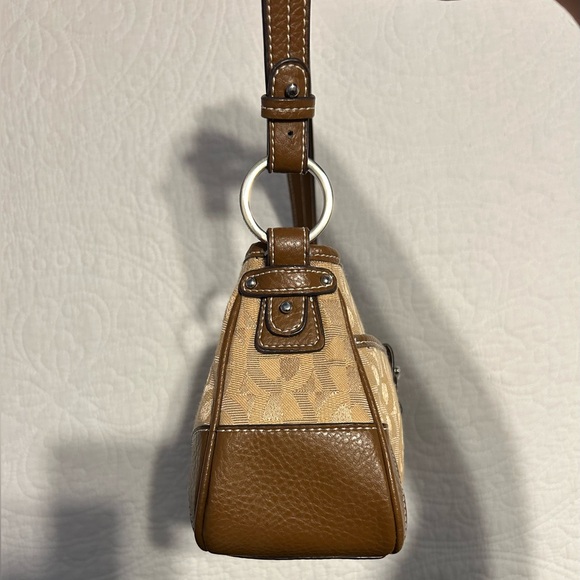 ETIENNE AIGNER - Women’s Fabric Logo Handbag - Picture 5 of 10